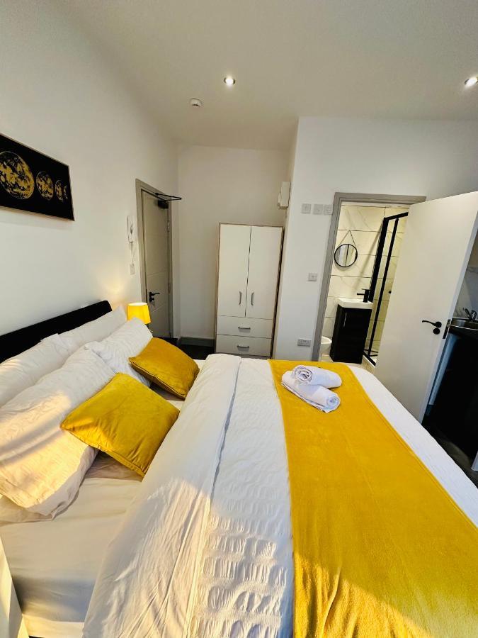 Comfy Guest House Лондон Екстер'єр фото