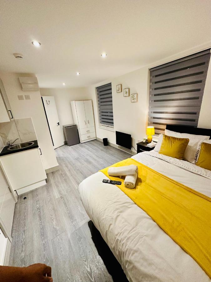 Comfy Guest House Лондон Екстер'єр фото